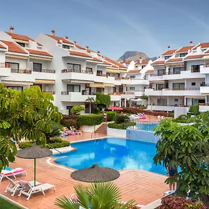 apartamentos-hg-cristian-sur.tenerifehoteles.net/