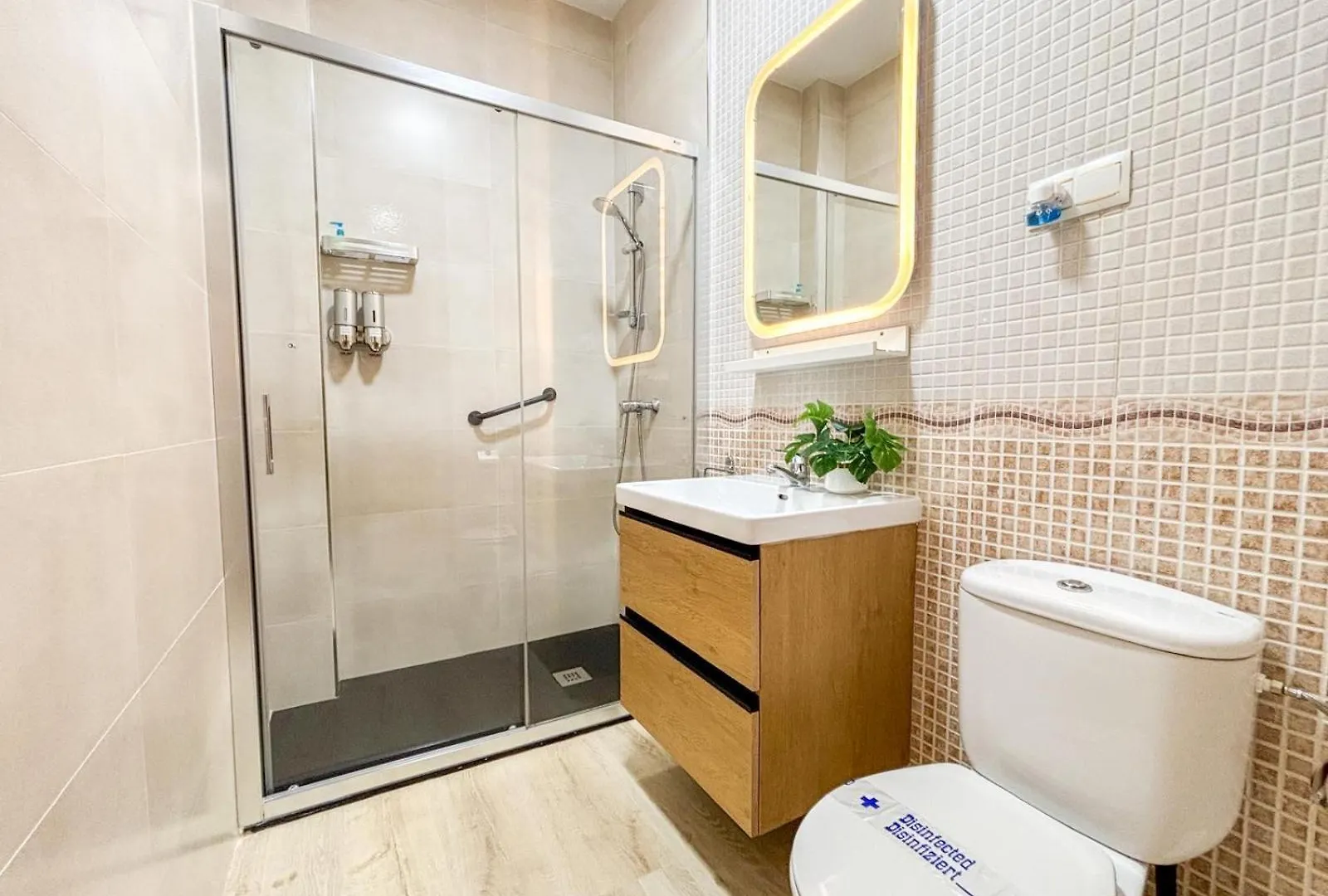 Plz De La Merced Apartamentos Solera Málaga Spanien