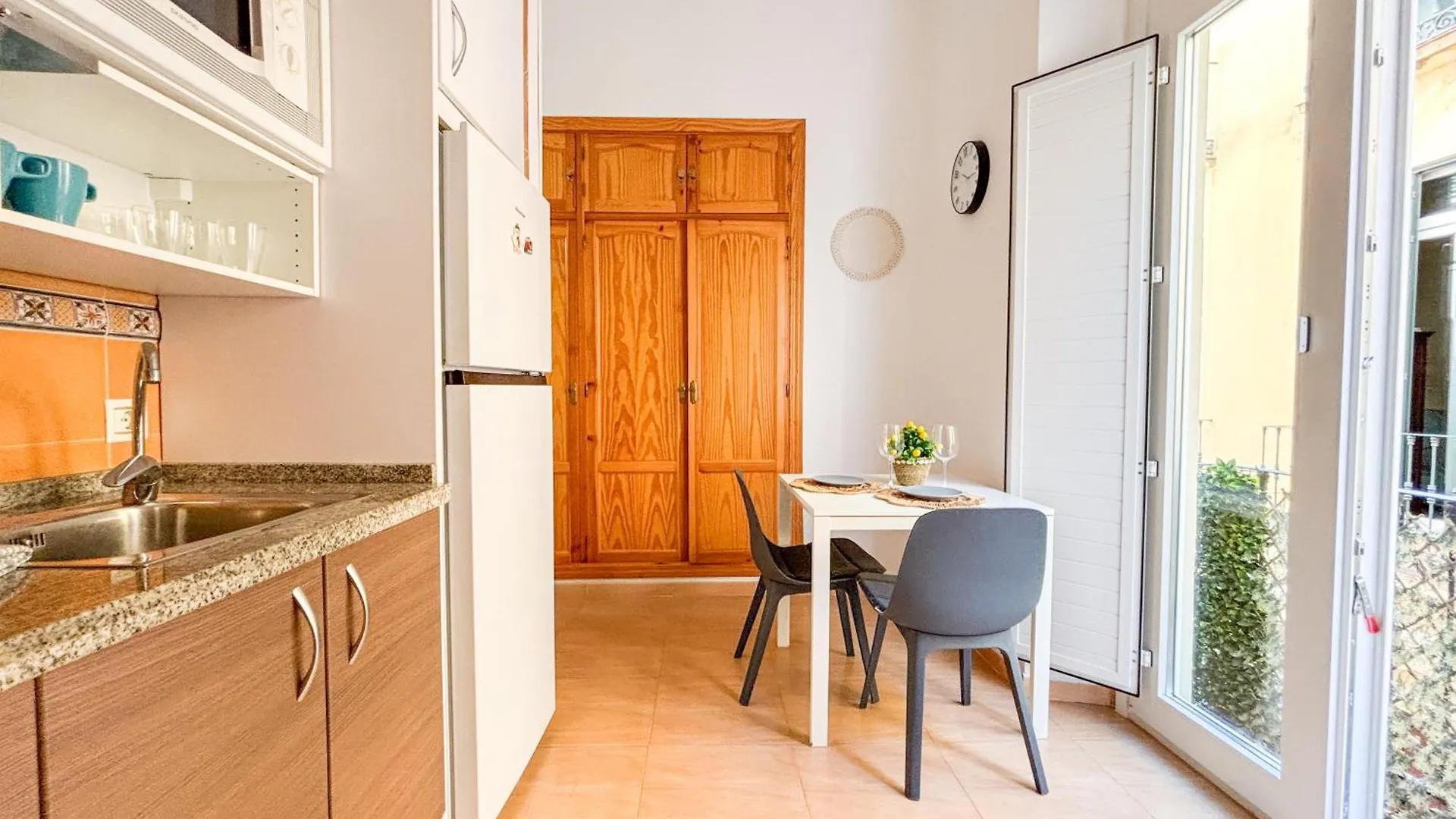 Plz De La Merced Apartamentos Solera Malaga Apartment